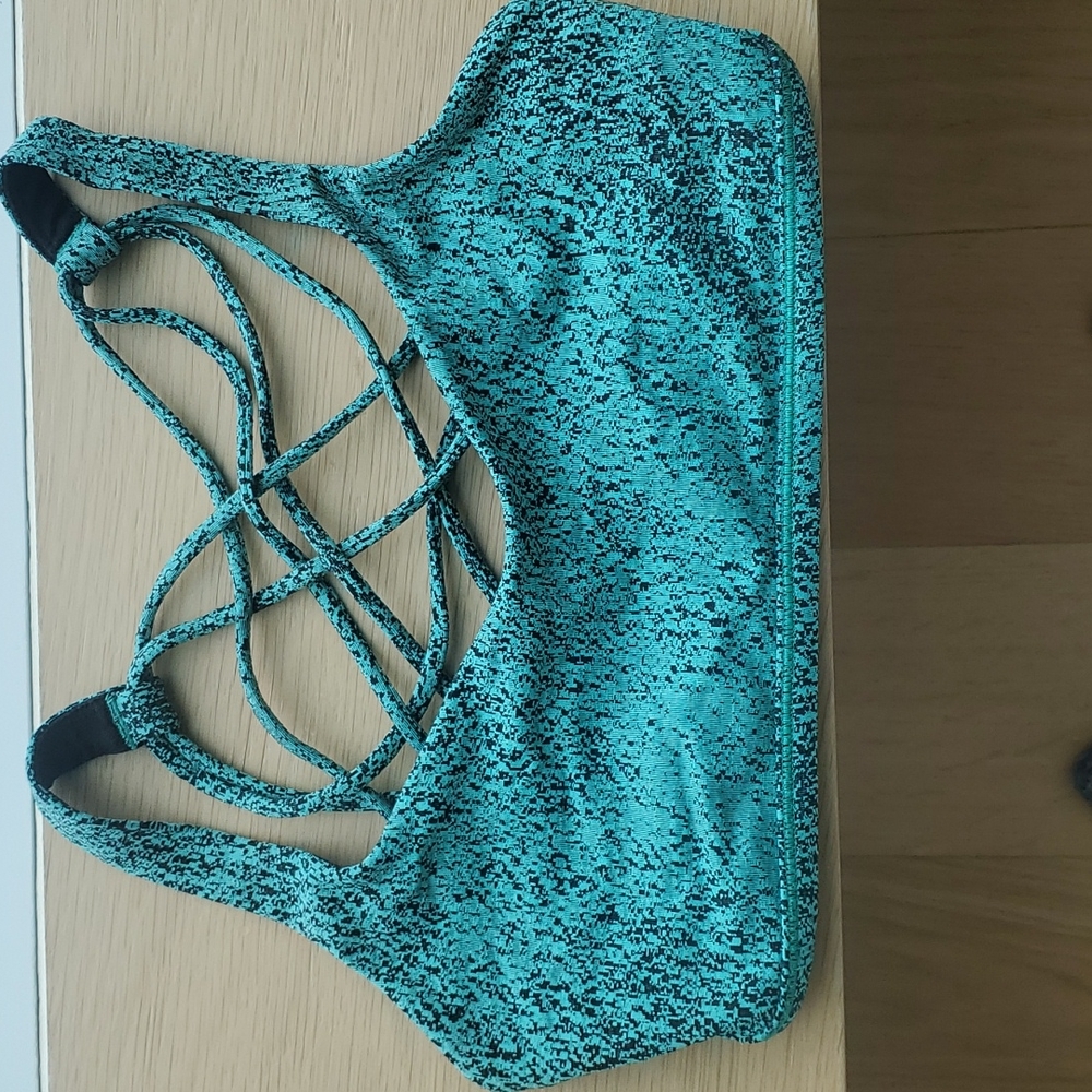Lululemon bra